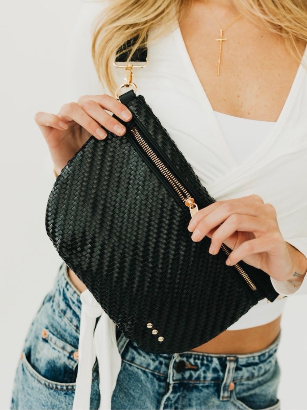 Pretty Simple Diagonal Woven Westlyn Bum Bag Black Top Selling Bag High Quality